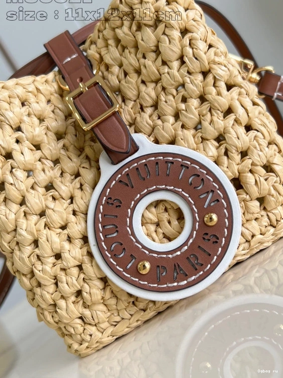 PURSE NOÉ VUITTON LOUIS 0822